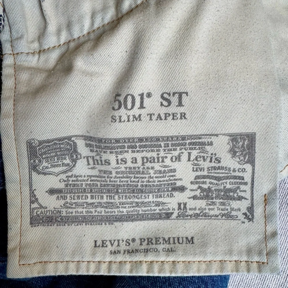 Levi's Premium Selvedge 501 ST Slim Straight Jeans in Medium Blue Wash - Picture 10 of 11